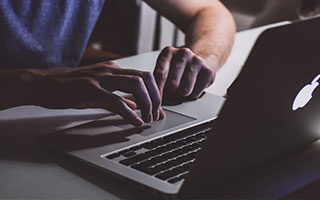 乐鱼体育平台app下载-国内职业足球比赛赛程密集紧张，球员们备战全力，中国职业足球联赛有哪些