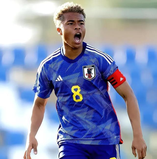 关于新星闪耀法甲赛场:未来之星逐步崭露头角的信息 关于新星闪耀法甲赛场:未来之星逐步崭露头角的信息