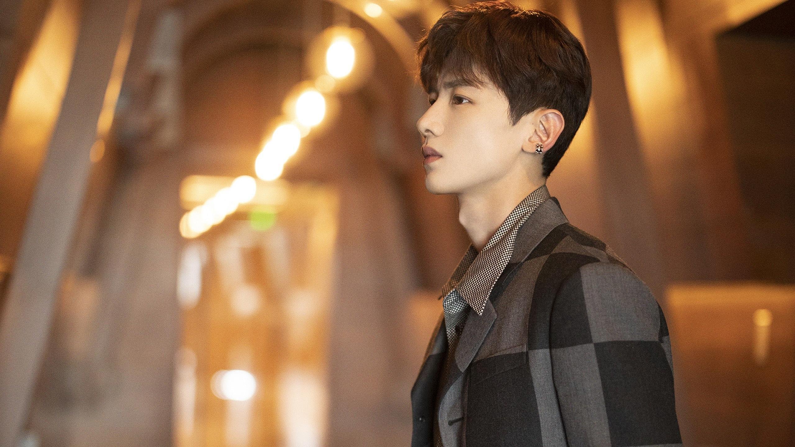 乐鱼电竞在线平台登录入口-“泥浆飞扬：雨后泥地的疯狂追逐”，泥浆视频