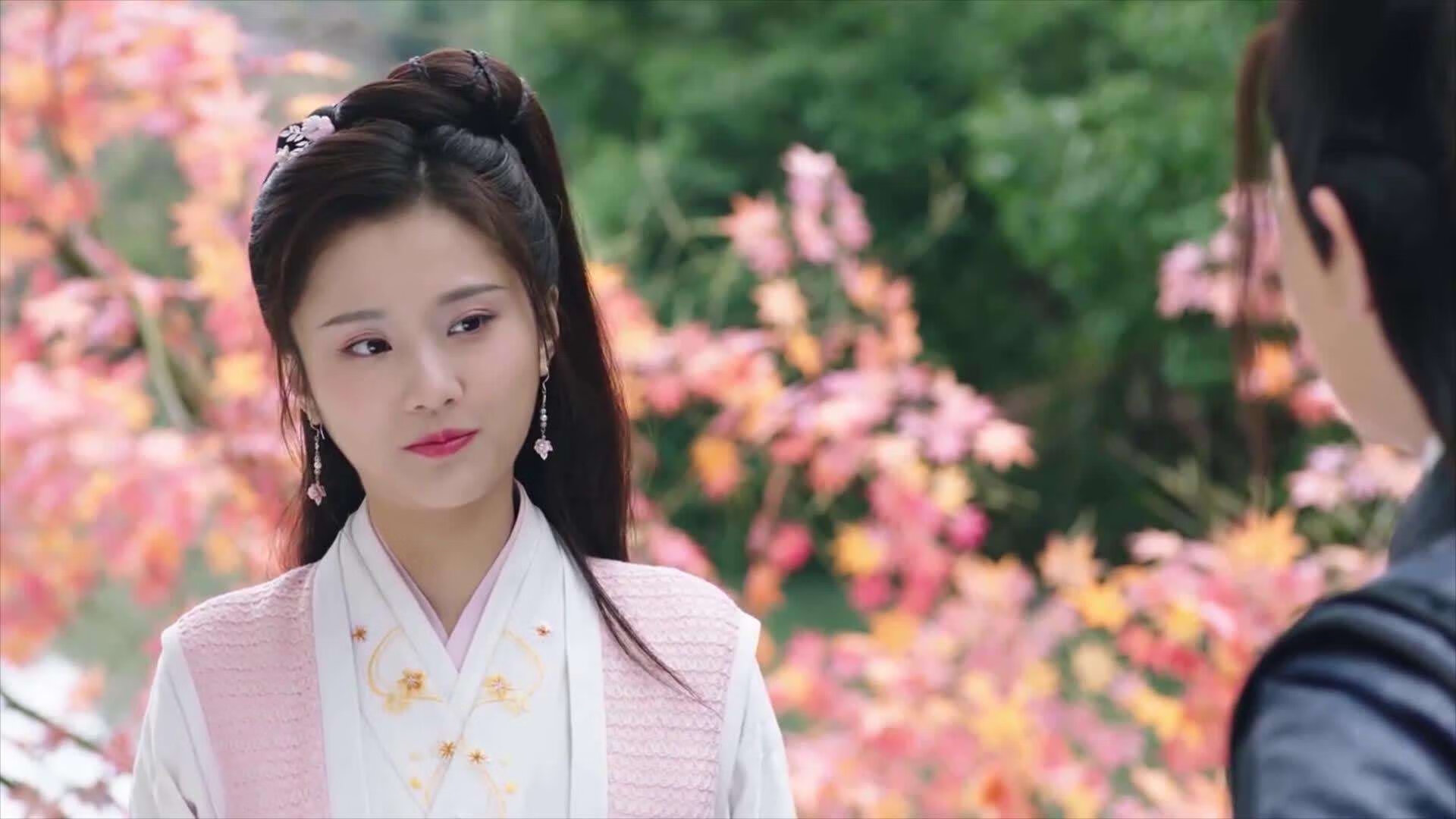 【智能录像分析】裁判用视频识别判罚，靠谱还是存争议？，视频裁判有几个