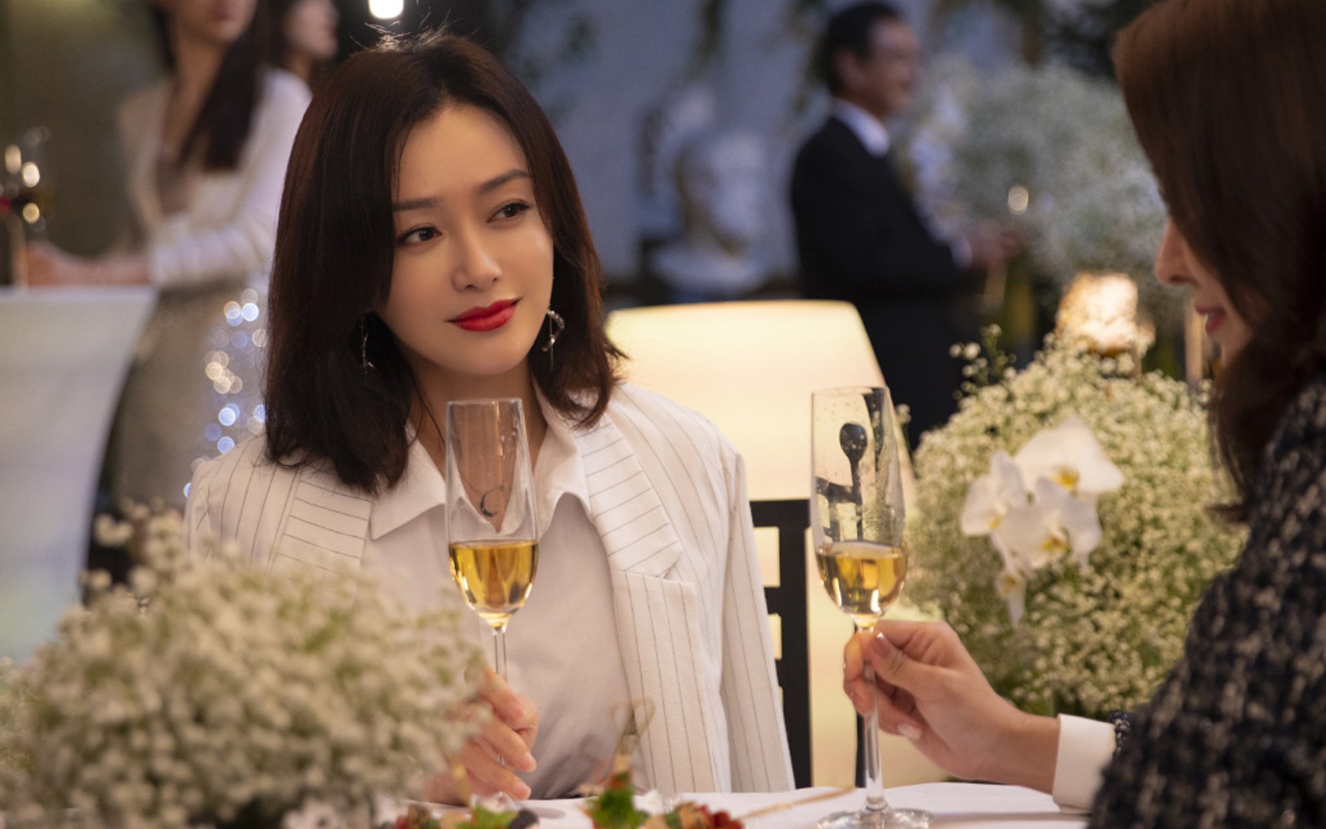 雄鹿队阵容实力强大 胜利在望欲夺冠，雄鹿队主力阵容名单